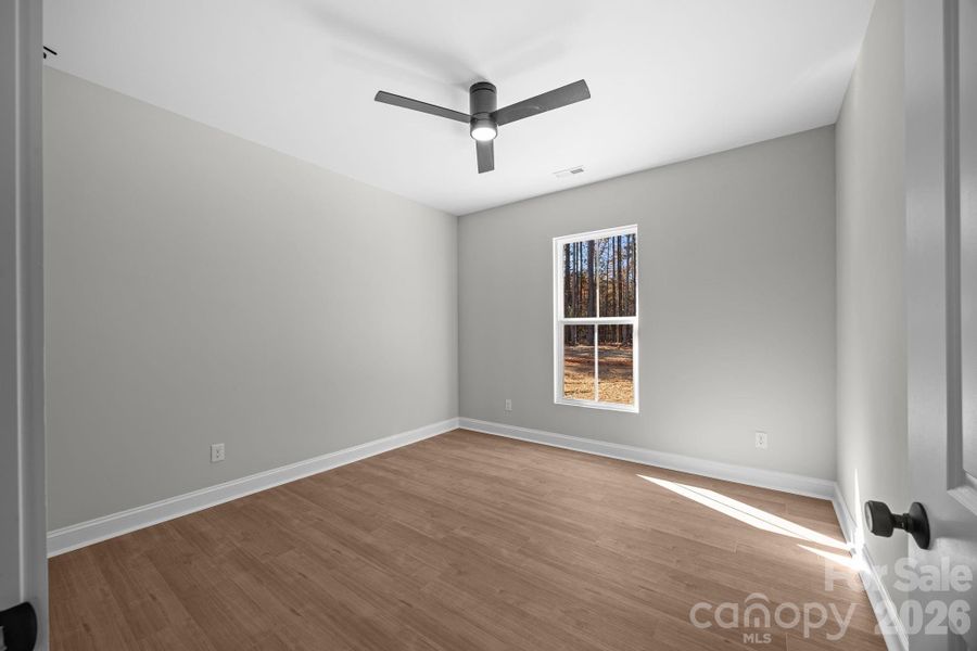 Spacious, unfurnished interior of a new home in , Lincolnton (Image 28).