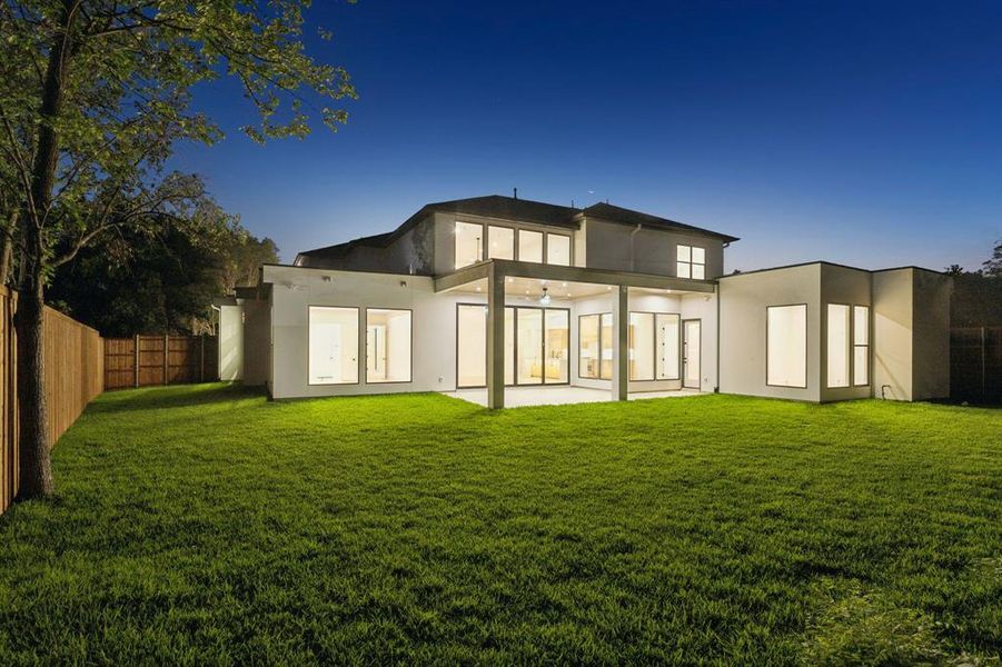 Exterior details and patio area of a home in , Dallas (Image 30).