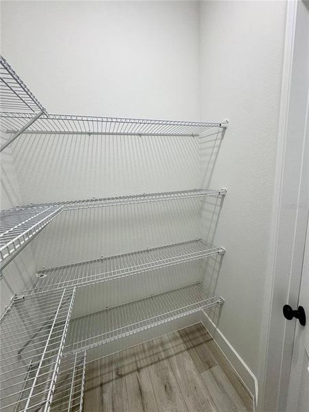 Spacious, unfurnished interior of a new home in , Sebring (Image 28).