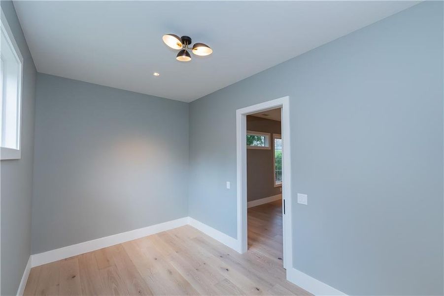 Spacious, unfurnished interior of a new home in , Marietta (Image 69).