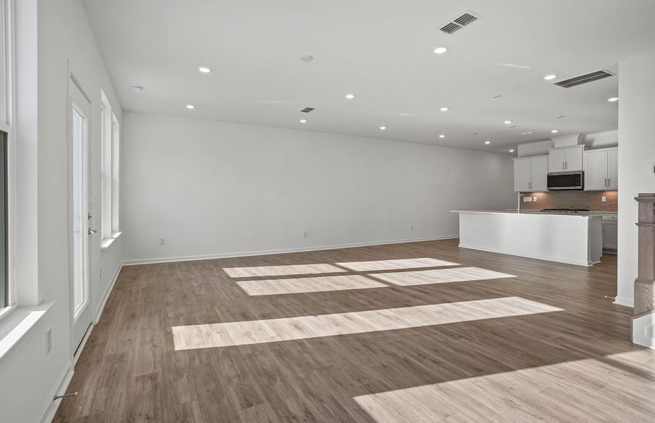 Spacious, unfurnished interior of a new home in Galloway Towns, Charlotte (Image 30). Spacious, unfurnished interior of a new home in Galloway Towns, Charlotte (Image 30).