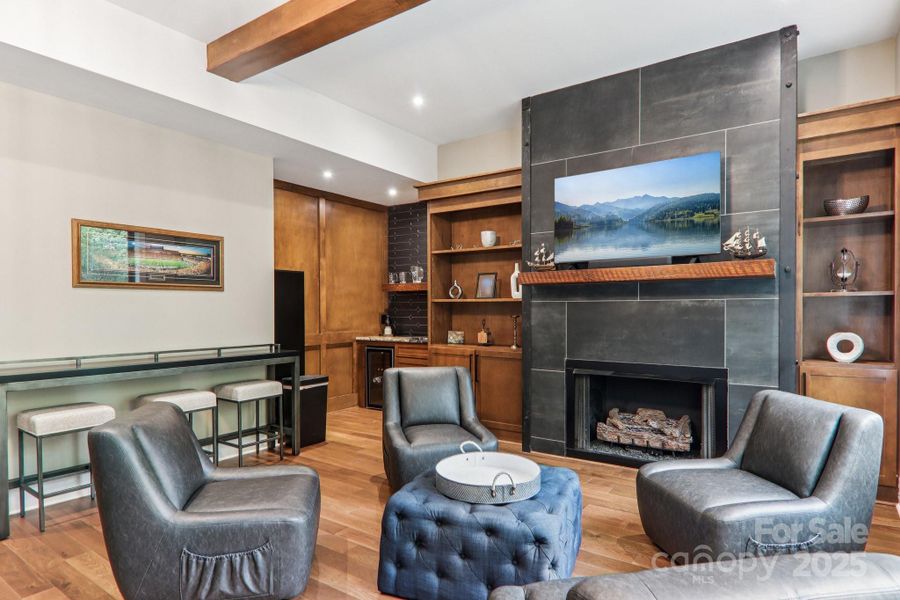 Recent build by Valencia example of finish quality