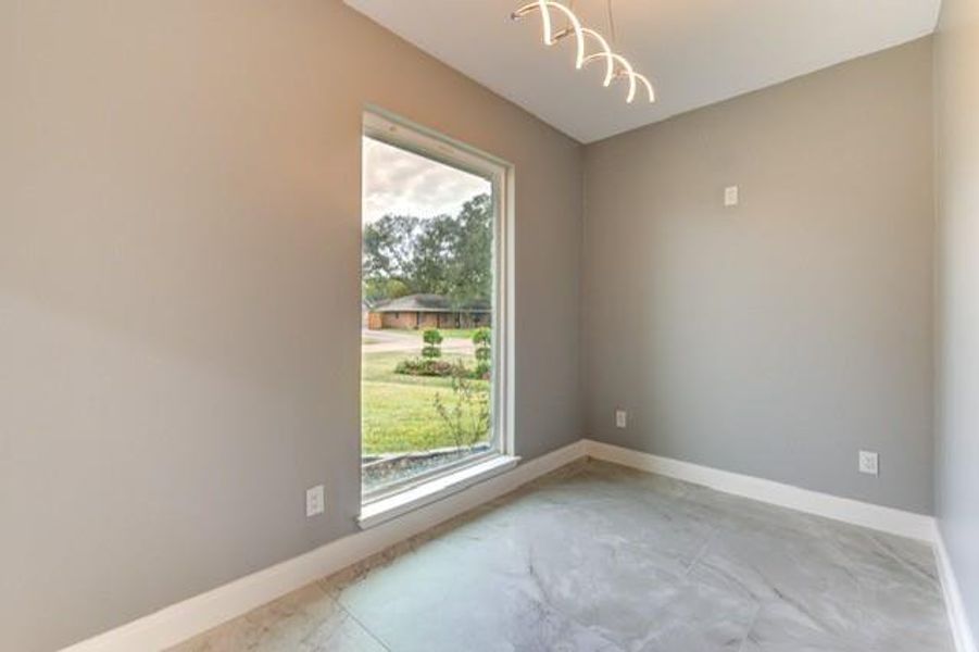 Spacious, unfurnished interior of a new home in , League City (Image 28). Spacious, unfurnished interior of a new home in , League City (Image 28).