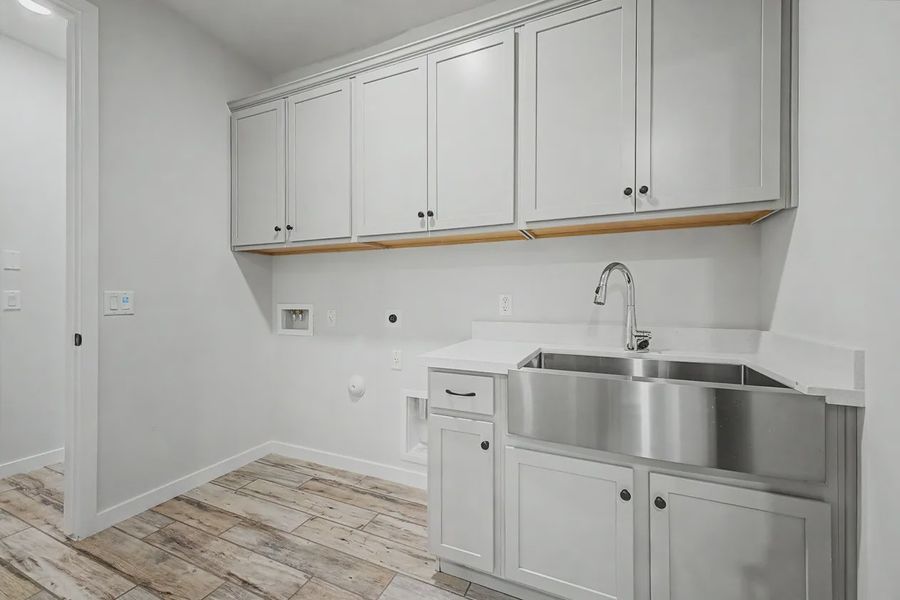 Furnished interior view inside a new home in Forté at Granite Vista, Waddell (Image 14).
