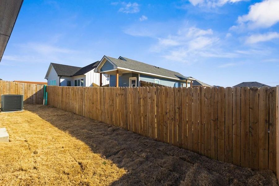Exterior details and patio area of a home in , Mabank (Image 20).