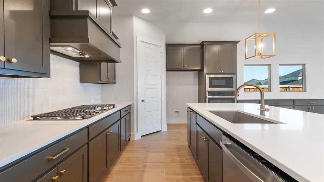 Furnished interior view inside a new home in Myrtle Creek 60', Waxahachie (Image 12).