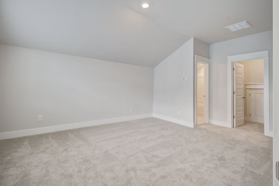 Spacious, unfurnished interior of a new home in Carnes Crossroads, Summerville (Image 11). Spacious, unfurnished interior of a new home in Carnes Crossroads, Summerville (Image 11).