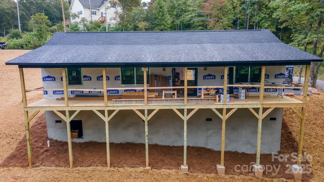 Image 21 of a home in .