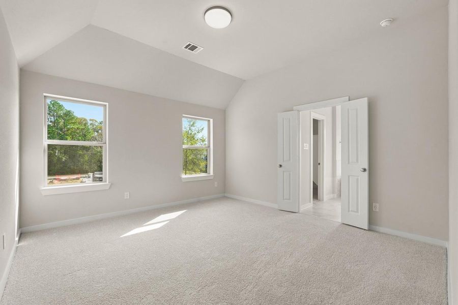 Spacious, unfurnished interior of a new home in , Montgomery (Image 11).