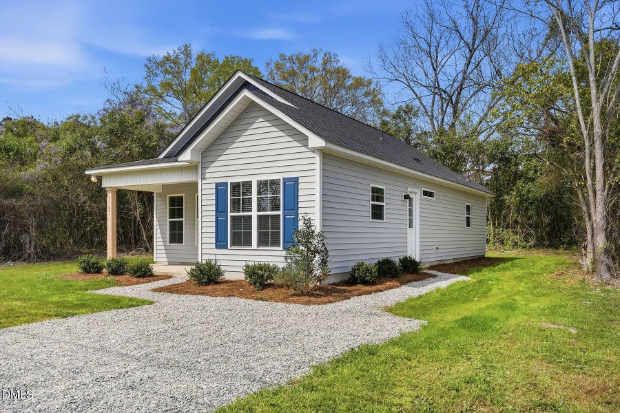 1107 N John St-1 1107 N John St-1