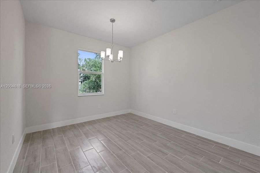 Spacious, unfurnished interior of a new home in , Lehigh Acres (Image 14).