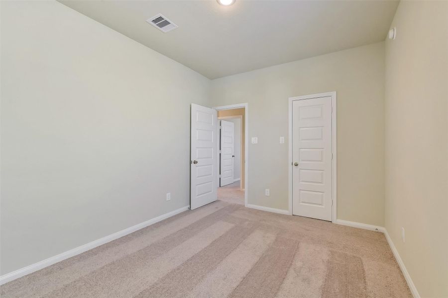 Spacious, unfurnished interior of a new home in Stone Creek Ranch, Hockley (Image 32).