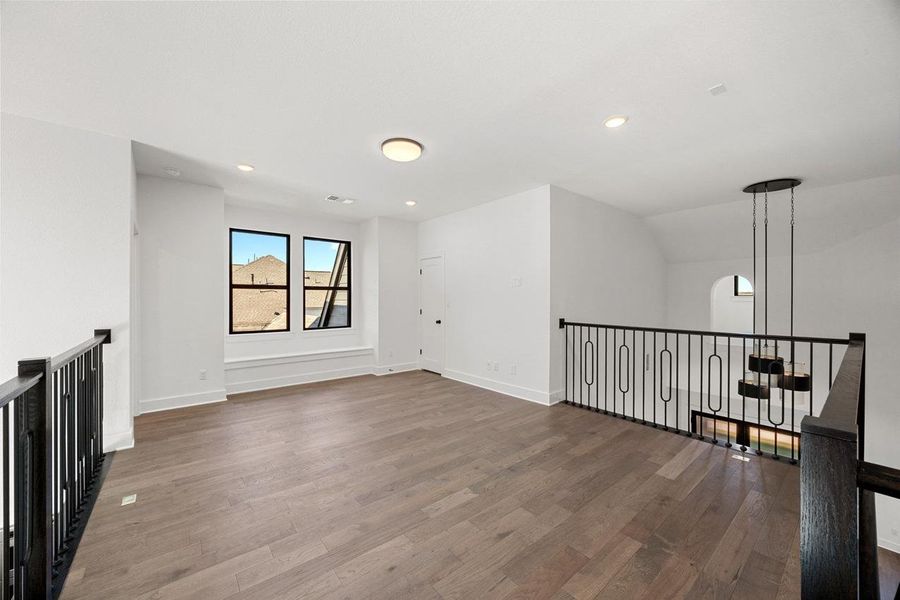 Spacious, unfurnished interior of a new home in Palmera Ridge: 80ft. lots, Leander (Image 24).