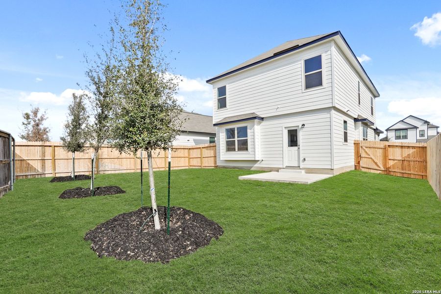 Exterior details and patio area of a home in Blue Ridge Ranch, San Antonio (Image 2). Exterior details and patio area of a home in Blue Ridge Ranch, San Antonio (Image 2).