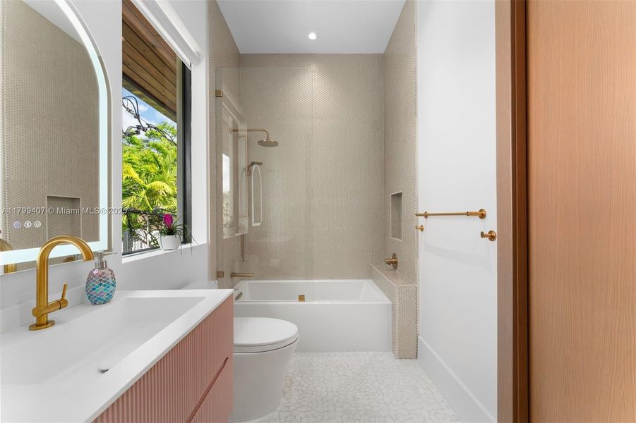 Furnished interior view inside a new home in , Miami (Image 26).