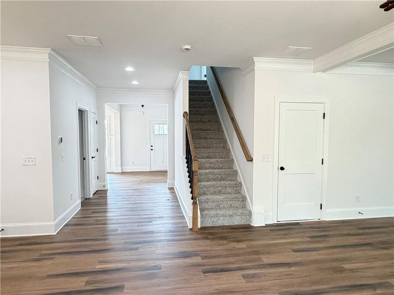 Spacious, unfurnished interior of a new home in , Jefferson (Image 17).