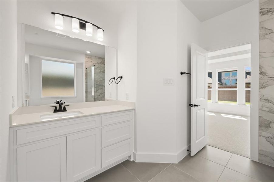 3738 Milwaulkee- Primary Suite-6
