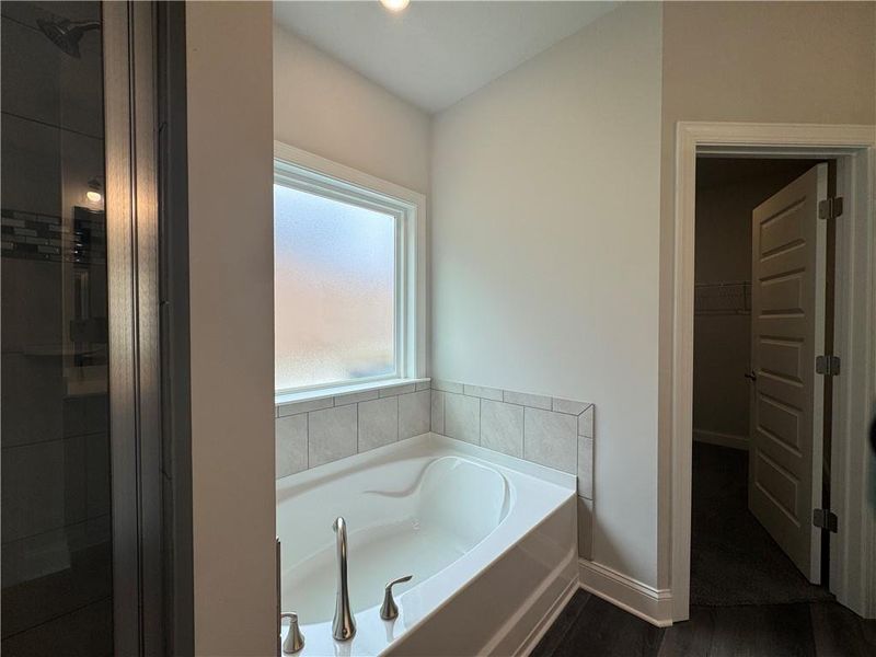 Furnished interior view inside a new home in Tuscany Hills, Douglasville (Image 6).