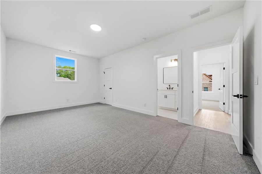 Spacious, unfurnished interior of a new home in , Fairburn (Image 23). Spacious, unfurnished interior of a new home in , Fairburn (Image 23).