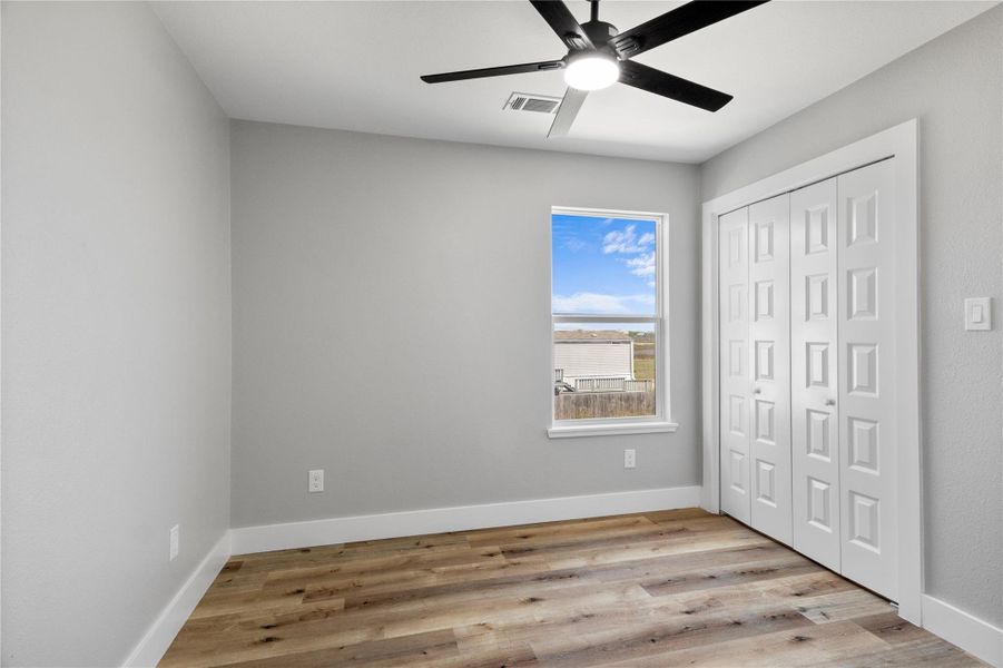 Spacious, unfurnished interior of a new home in , San Leon (Image 19).