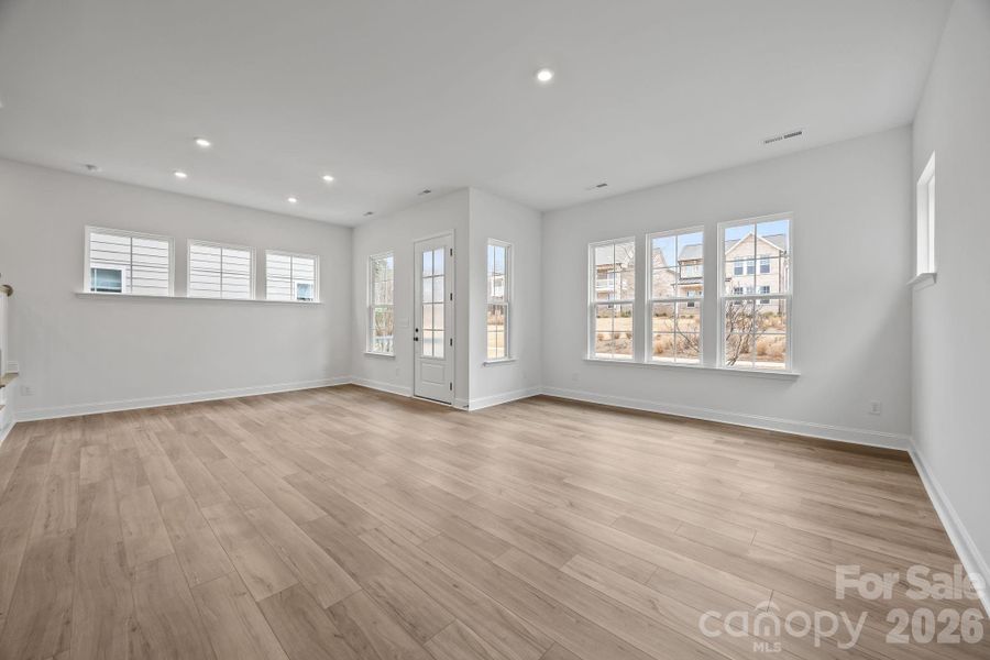 Spacious, unfurnished interior of a new home in The River District Townhomes, Charlotte (Image 12).