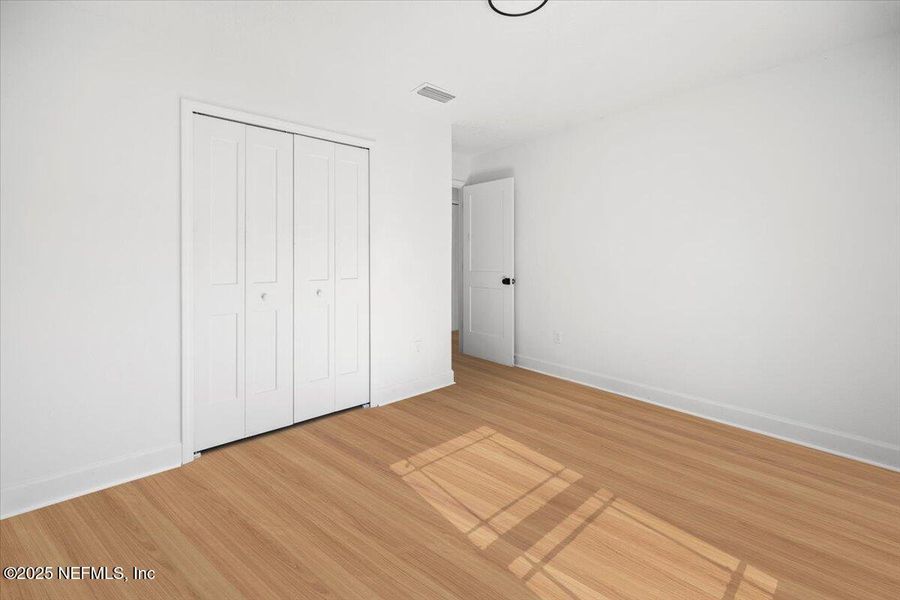 Spacious, unfurnished interior of a new home in , Keystone Heights (Image 11).