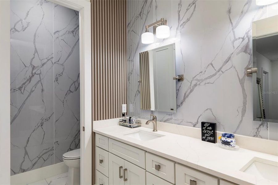 Master Bathroom Master Bathroom