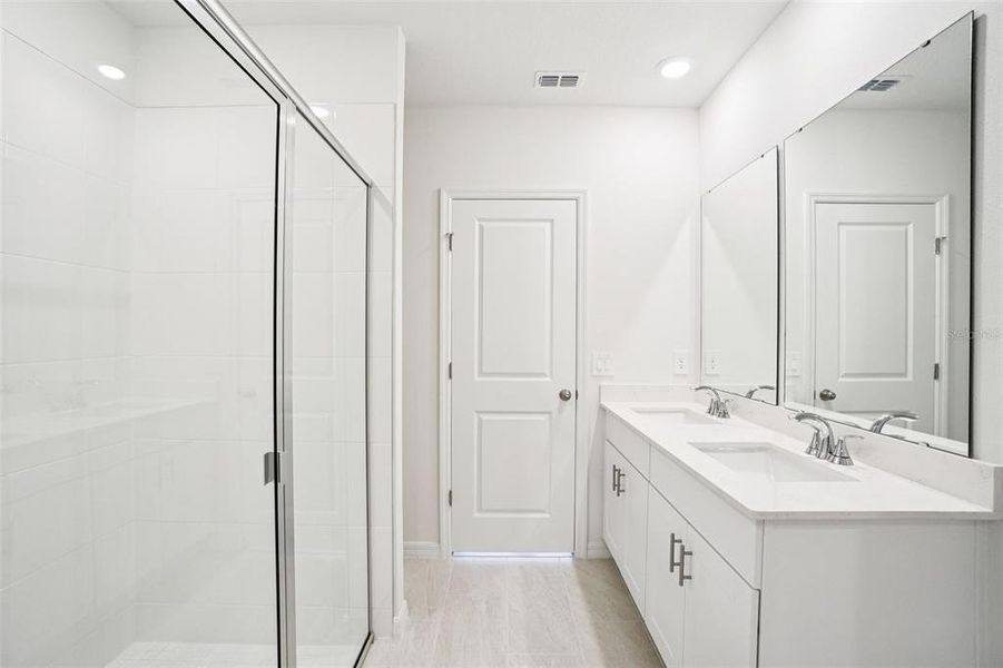 Furnished interior view inside a new home in Hamilton Bluff - Signature Series, Lake Hamilton (Image 14).