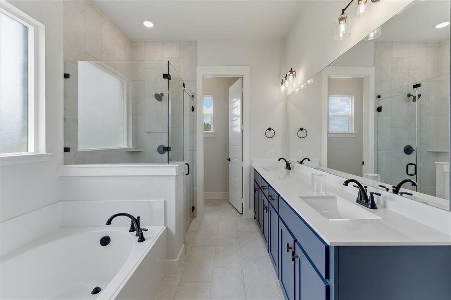 Furnished interior view inside a new home in Eagle Ridge Estates, Weatherford (Image 8).