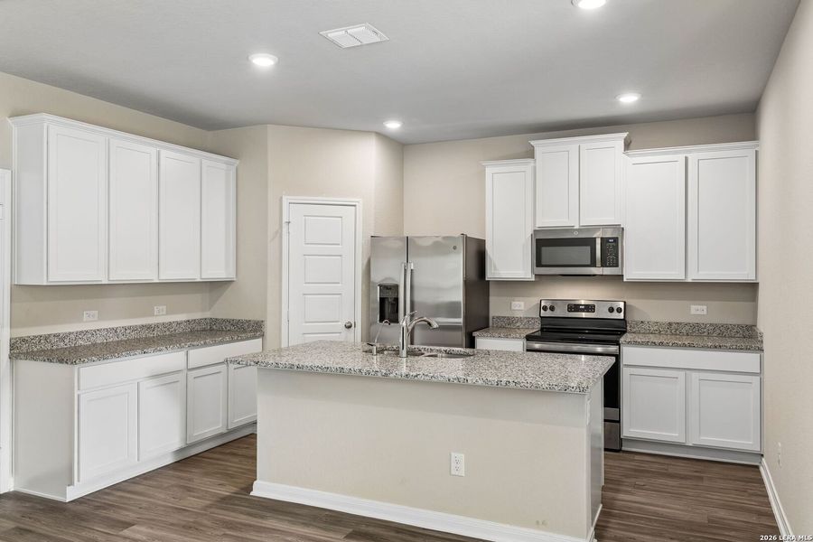 Furnished interior view inside a new home in Greenfield, New Berlin (Image 21).