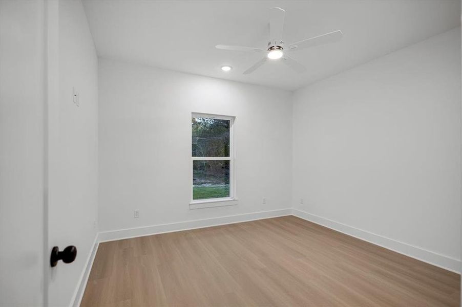 Spacious, unfurnished interior of a new home in , Lindale (Image 29). Spacious, unfurnished interior of a new home in , Lindale (Image 29).