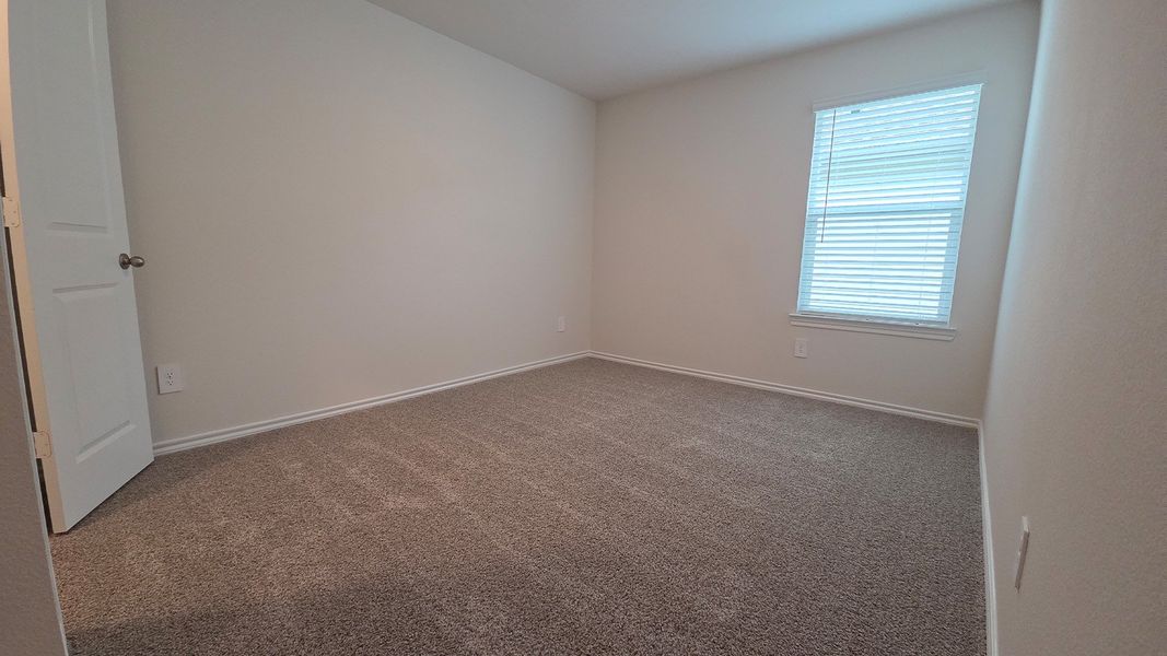 Spacious, unfurnished interior of a new home in Wildwood, Royse City (Image 21).