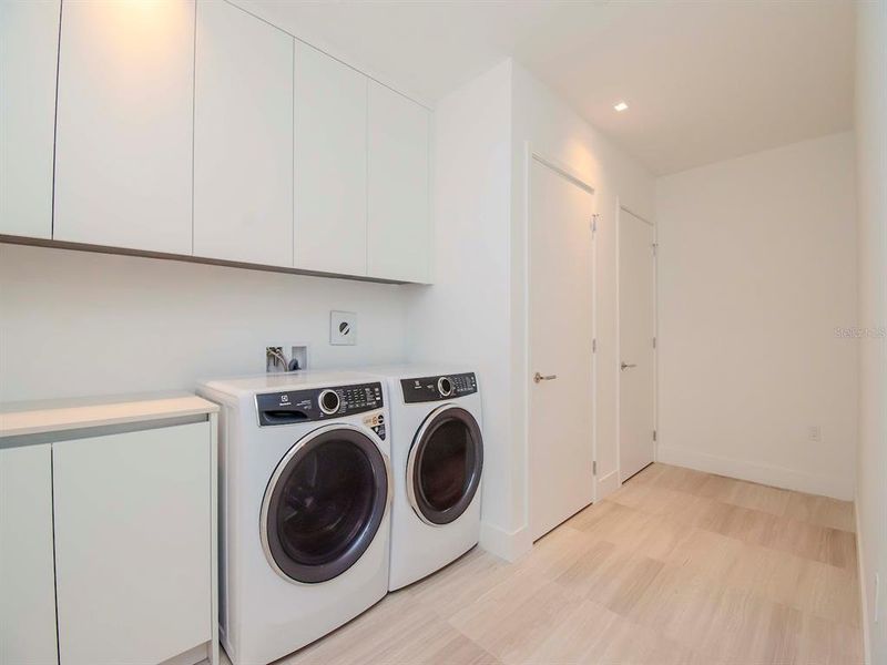 Furnished interior view inside a new home in , Tampa (Image 13). Furnished interior view inside a new home in , Tampa (Image 13).