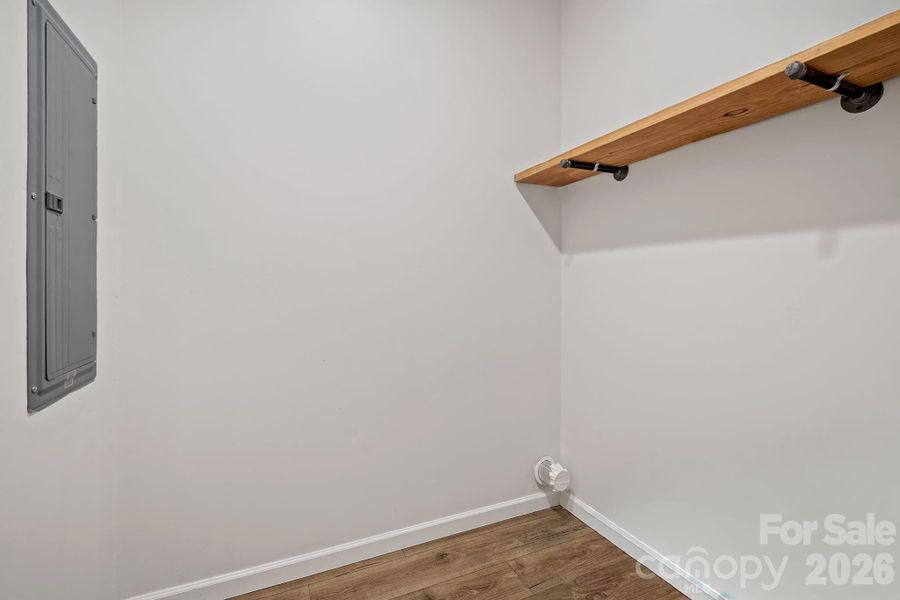 Spacious, unfurnished interior of a new home in , Asheville (Image 18).