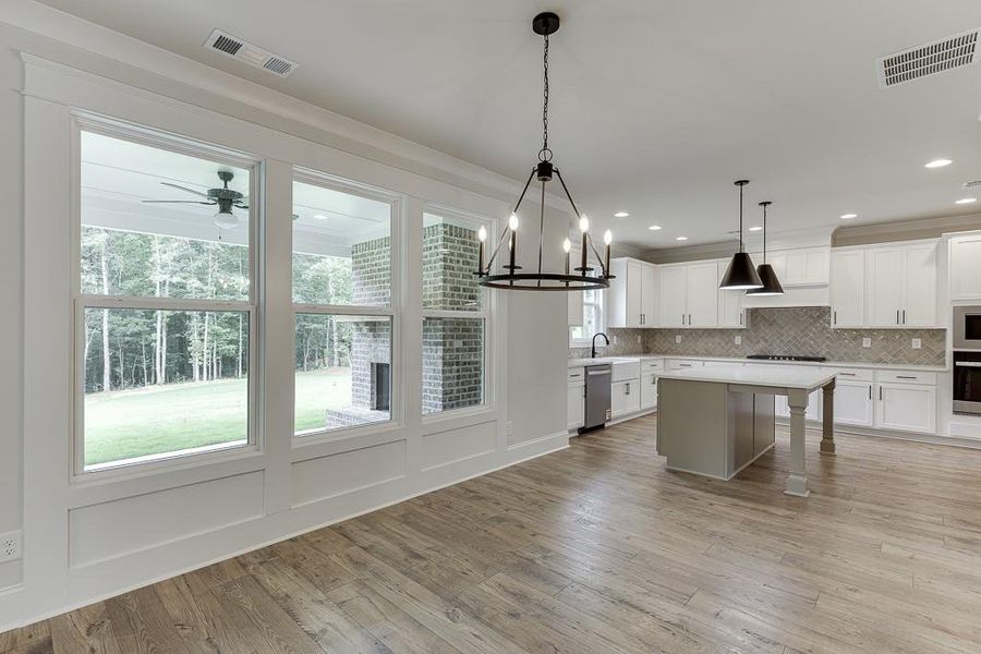 Image 53 of a home in .