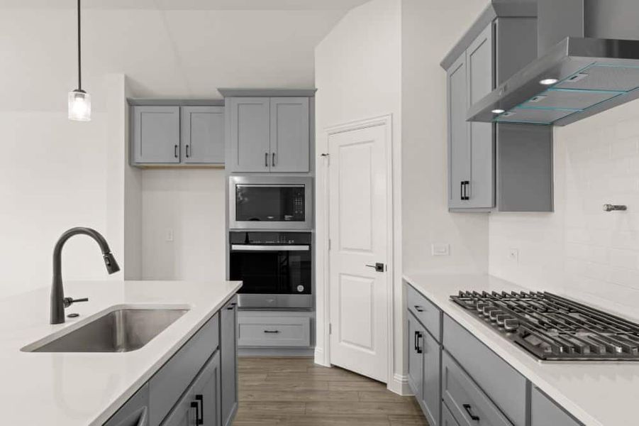 Representative furnished interior of a home built from the San Jacinto by UnionMain Homes in Legacy Hills, Celina (Image 10).