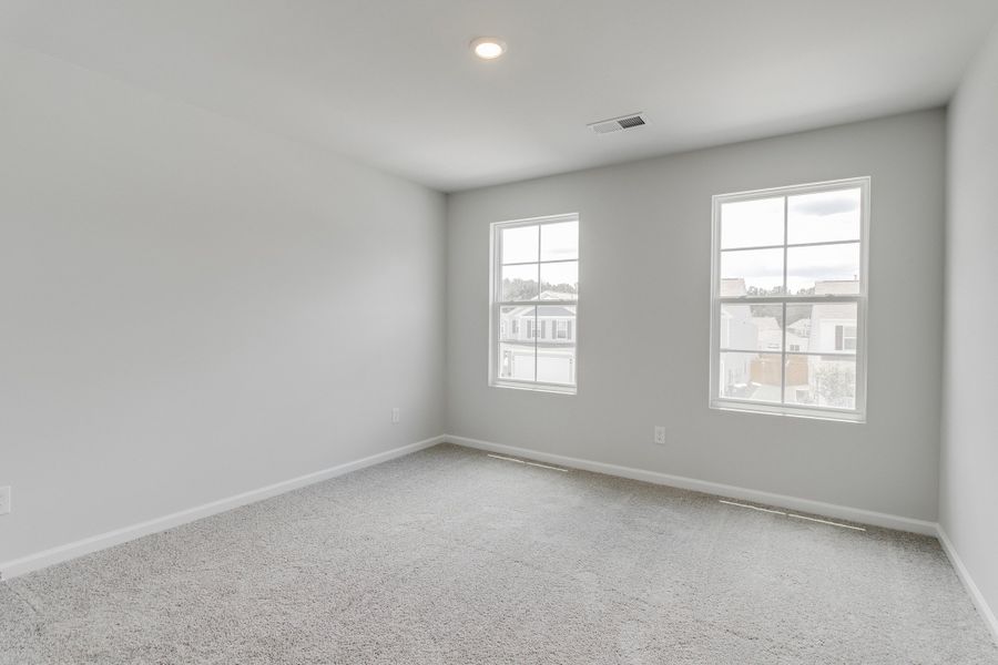 Spacious, unfurnished interior of a new home in Bluefield, Lexington (Image 30). Spacious, unfurnished interior of a new home in Bluefield, Lexington (Image 30).