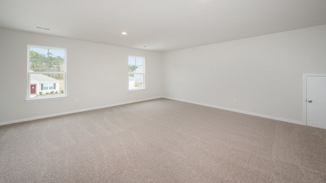 Representative unfurnished interior of a home built from the WREN by D.R. Horton in Sidbury Station, Castle Hayne (Image 21).