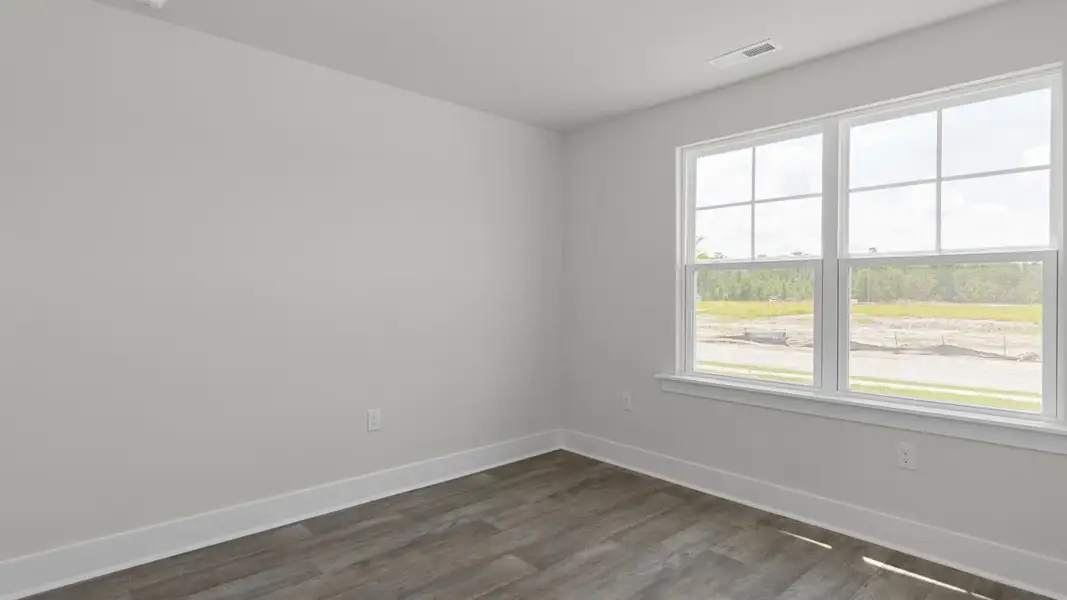 Representative unfurnished interior of a home built from the Cali by D.R. Horton in Brookside, Richlands (Image 23).
