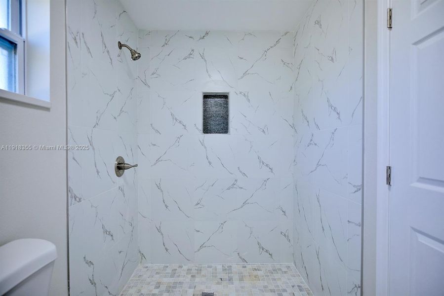 Close-up of interior finishes inside a home in , Avon Park (Image 20).