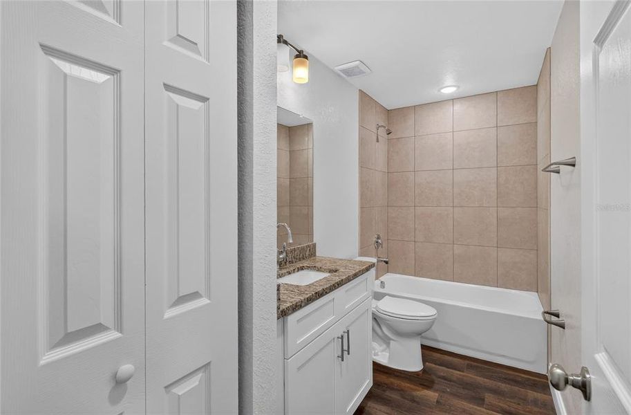 Furnished interior view inside a new home in , Auburndale (Image 13).