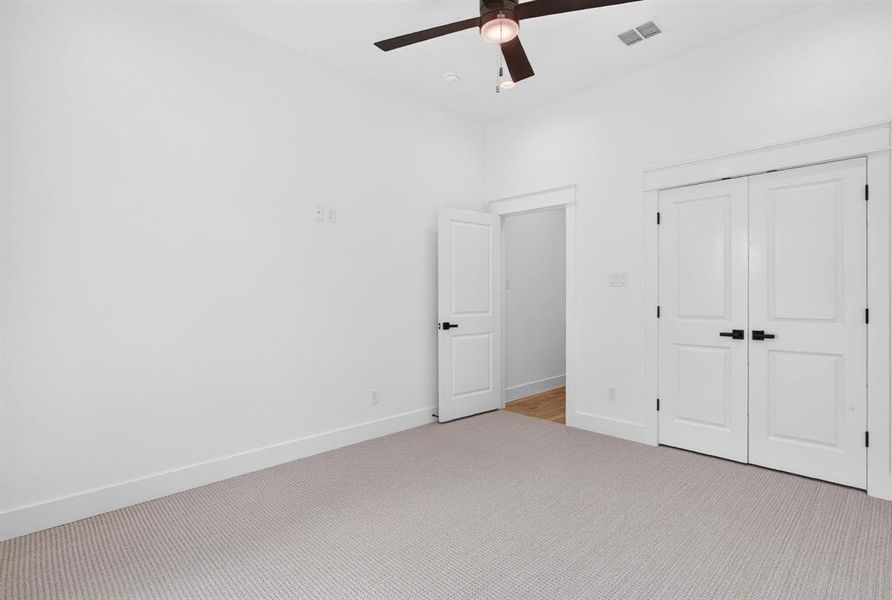 Spacious, unfurnished interior of a new home in , Azle (Image 36). Spacious, unfurnished interior of a new home in , Azle (Image 36).