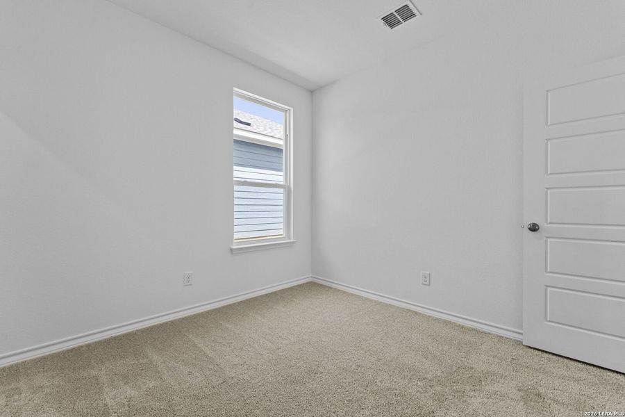 Spacious, unfurnished interior of a new home in Corley Farms, Boerne (Image 32).
