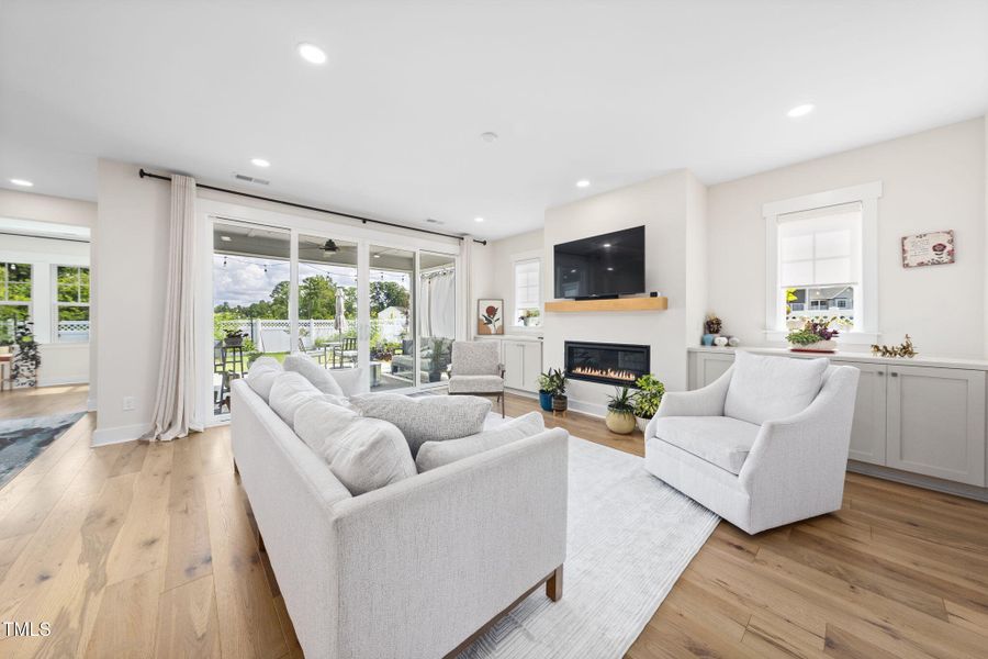 8-web-or-mls-225 Holding Dairy-43