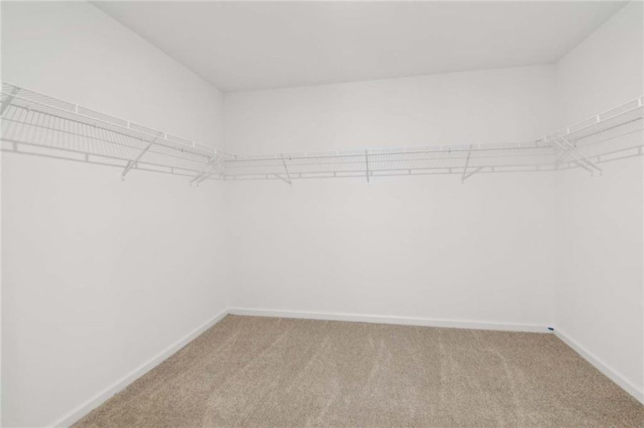 Spacious, unfurnished interior of a new home in The Pointe at Heron Bay, Locust Grove (Image 29).