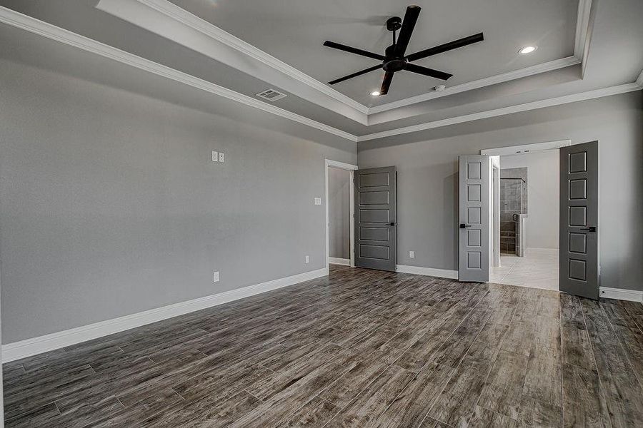 Spacious, unfurnished interior of a new home in , Godley (Image 39).