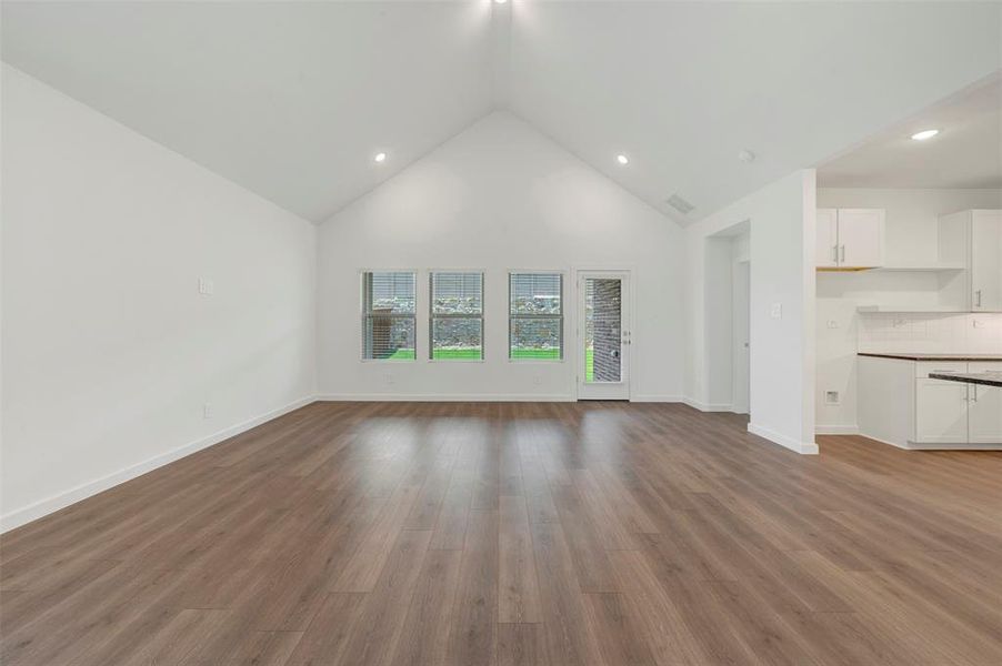 Spacious, unfurnished interior of a new home in Aspire at Reunion, Newark (Image 15). Spacious, unfurnished interior of a new home in Aspire at Reunion, Newark (Image 15).