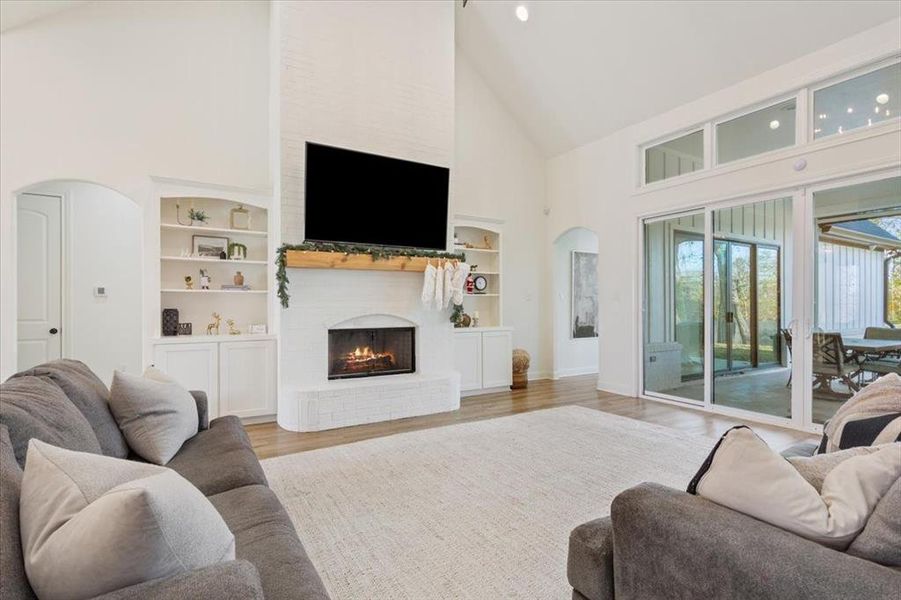 Furnished interior view inside a new home in , Waco (Image 7).