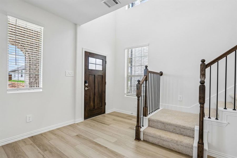 Furnished interior view inside a new home in Oak Ridge Park, Corinth (Image 15).