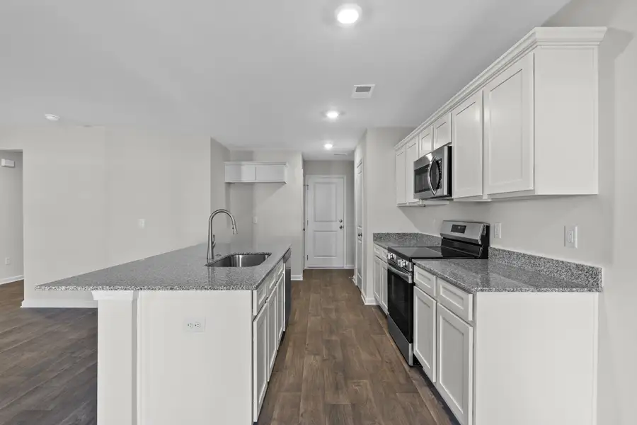 Representative furnished interior of a home built from the Larch Single-Family B by McGuinn Homes in Willow Lake, Blythewood (Image 4).